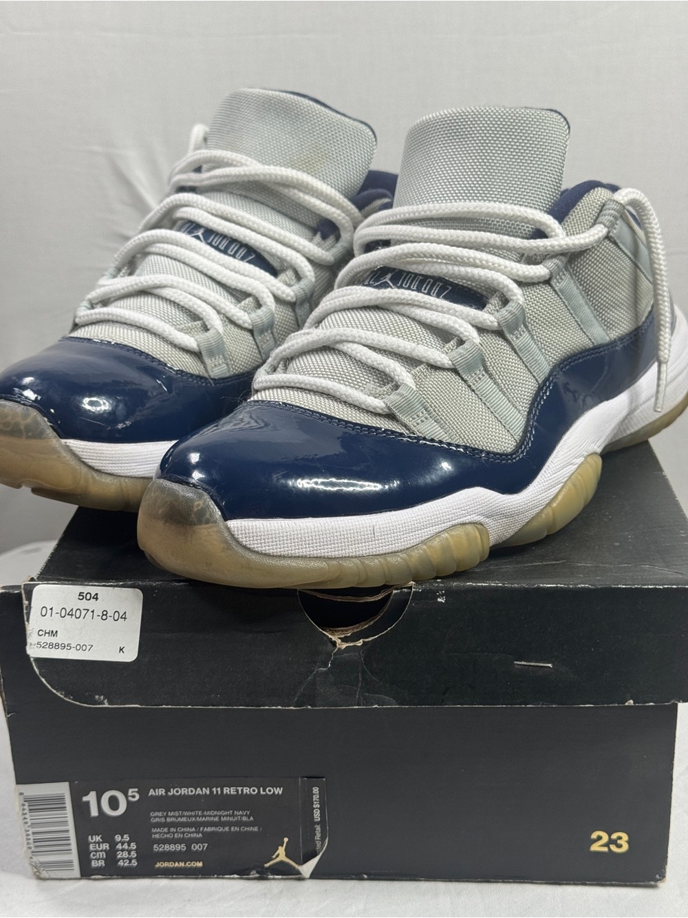Jordan 11 Retro Low — Navy & Light Gray Men's 10.5
